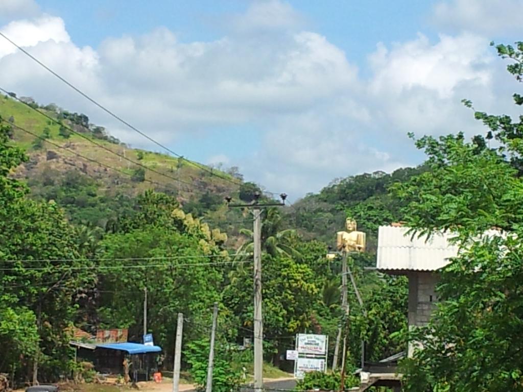 Hotel Kiyara Dambulla Exterior foto