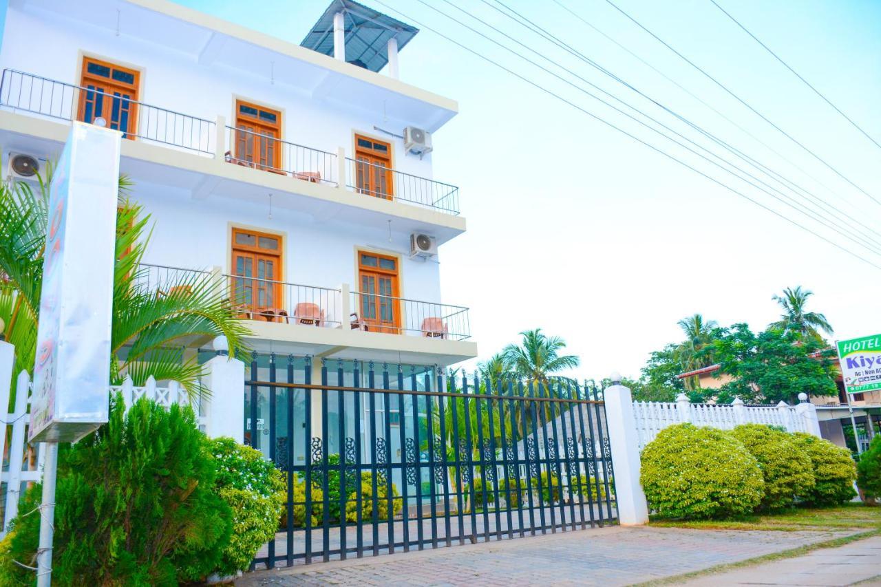 Hotel Kiyara Dambulla Exterior foto